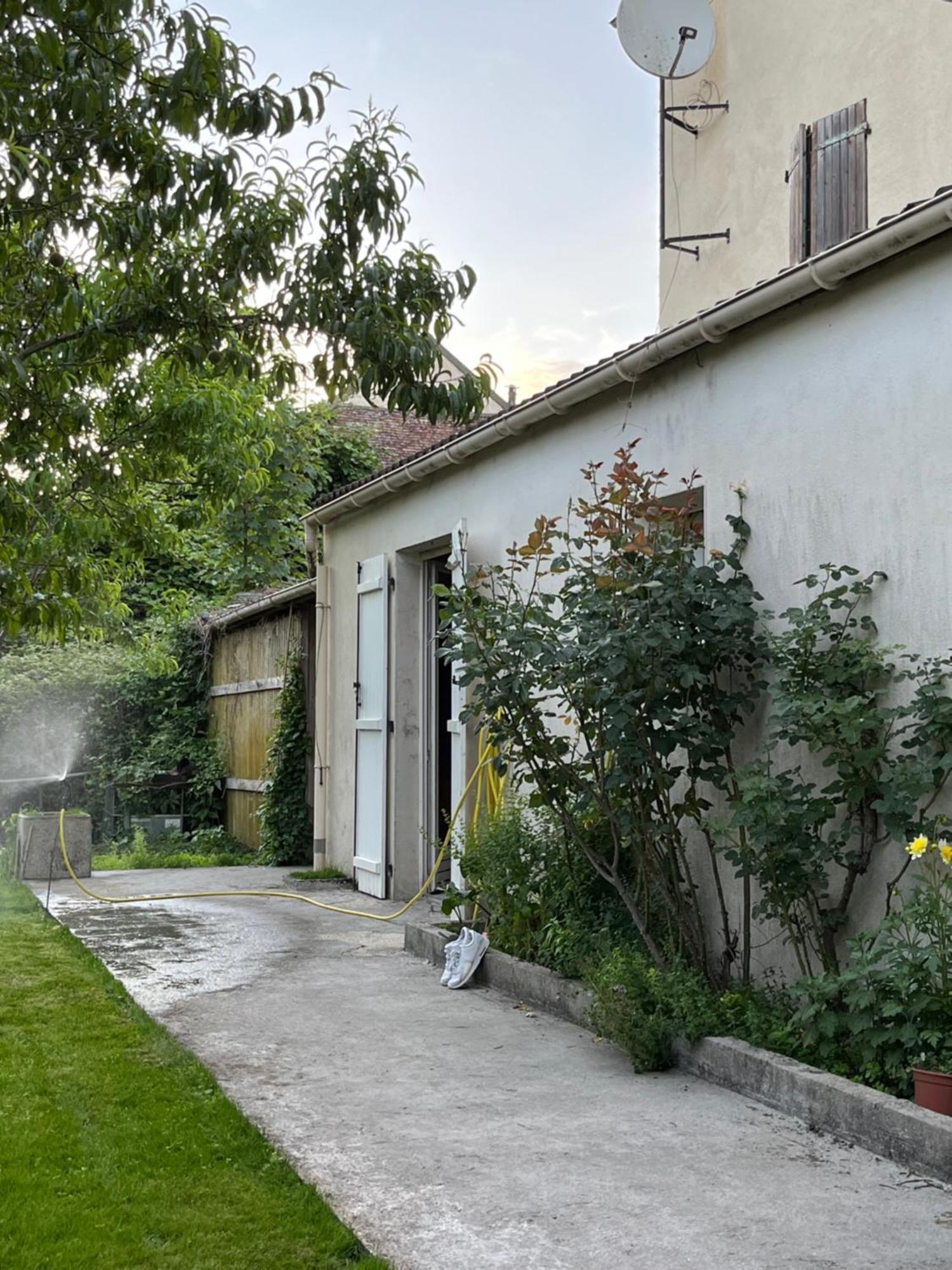 Endroit Charmant Coulommiers Extérieur photo