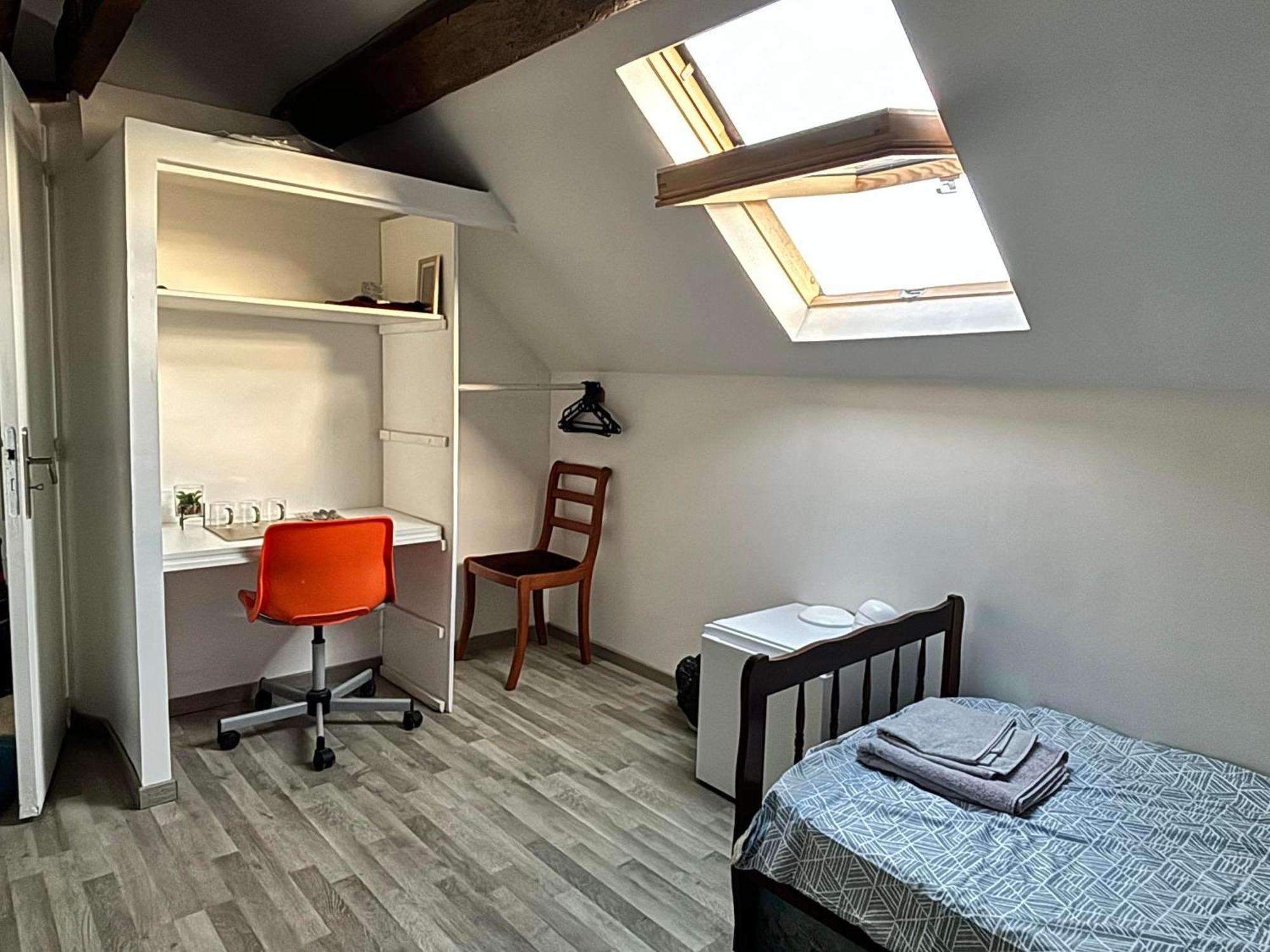 Endroit Charmant Coulommiers Extérieur photo