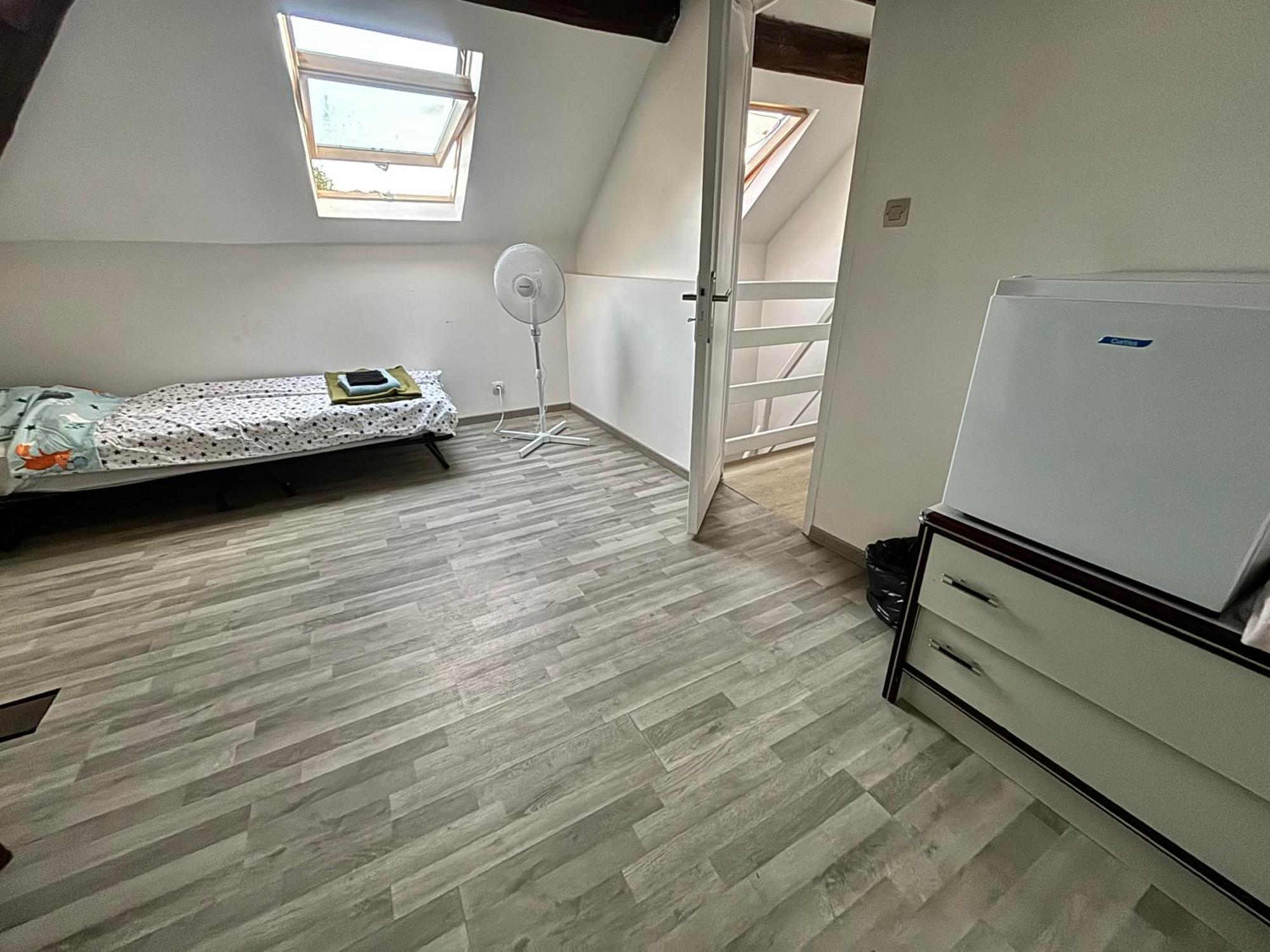 Endroit Charmant Coulommiers Extérieur photo