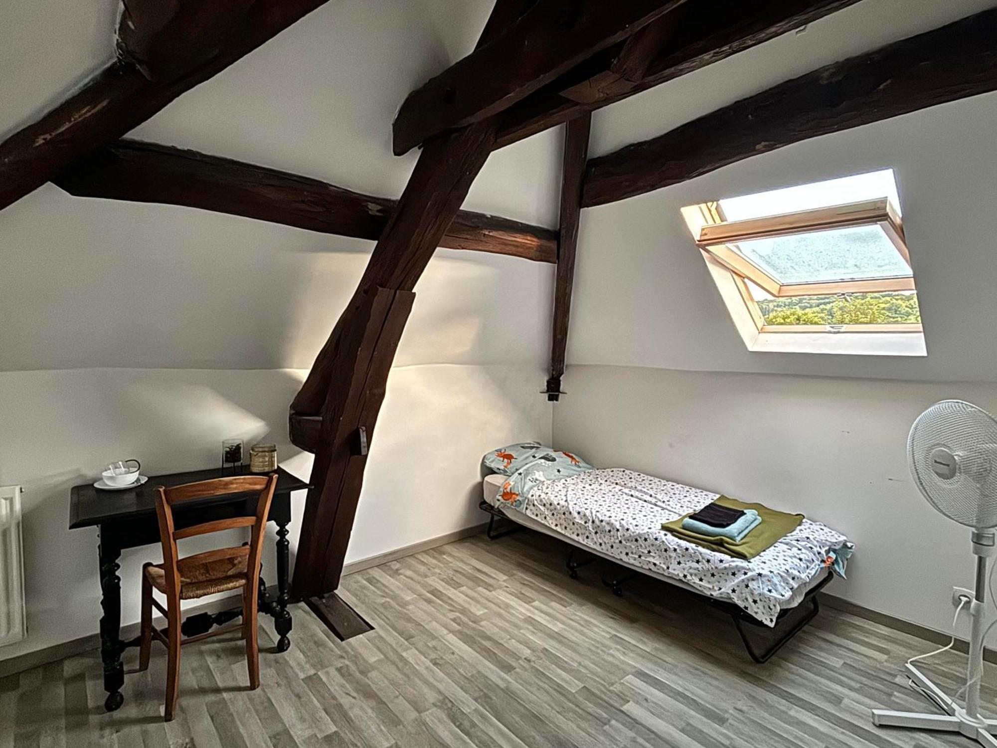 Endroit Charmant Coulommiers Extérieur photo